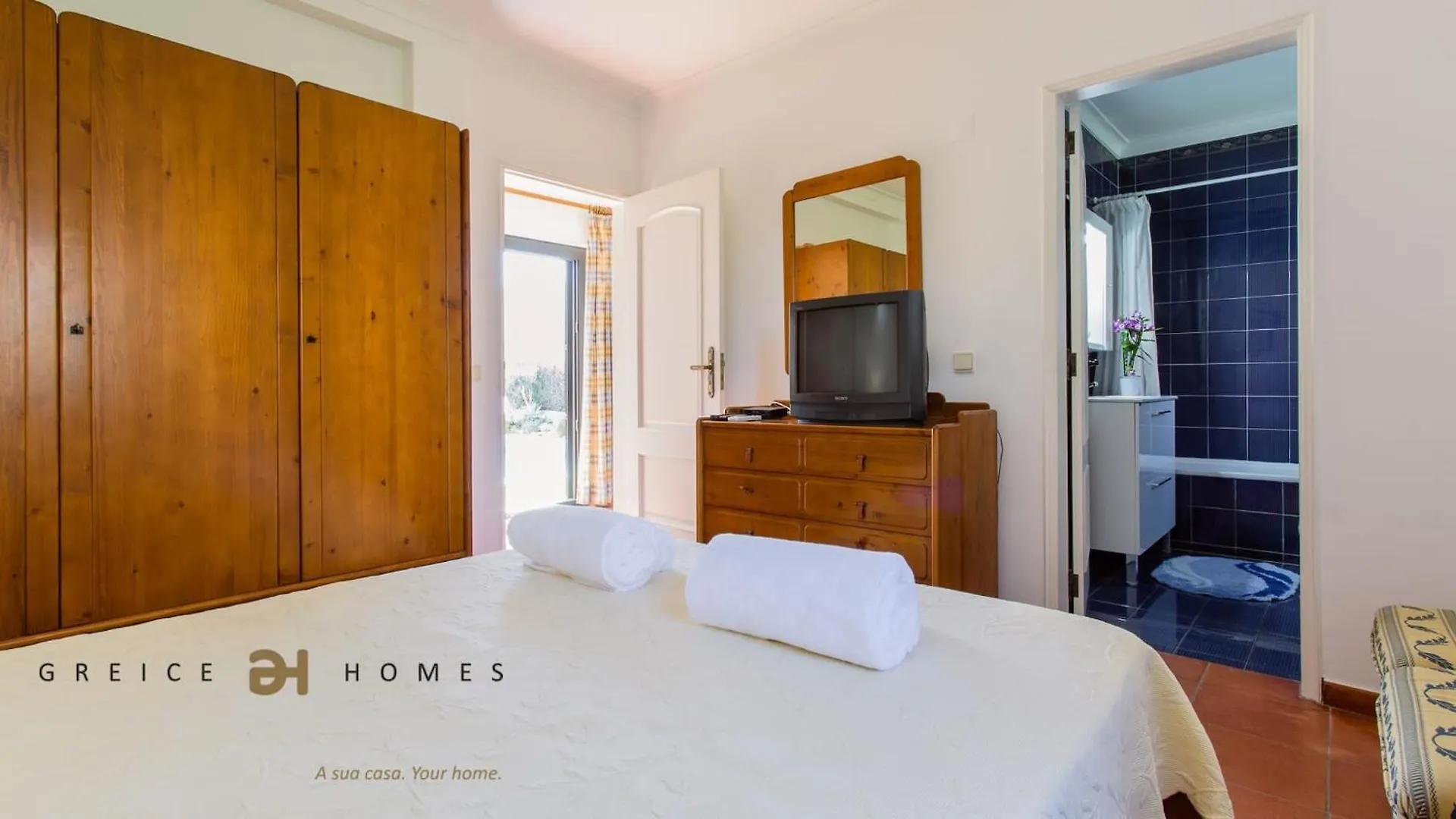 Greice Homes-650 Meters From The Beach, 4 Bedrooms Villa For Holidays In Vilamoura-Quarteira Holiday home